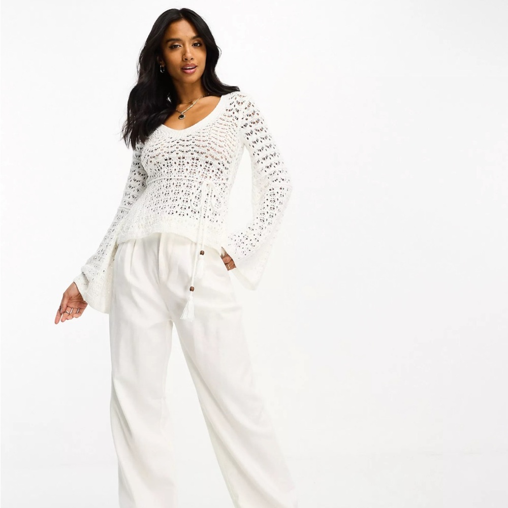 NWT Crochet bell sleeve tie waist blouse